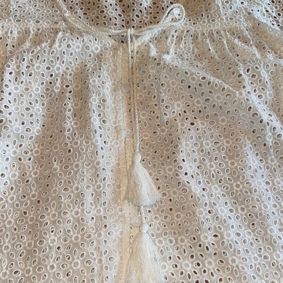 bishop + young White Eyelet Ruffle Top Large - Picture 4 of 7